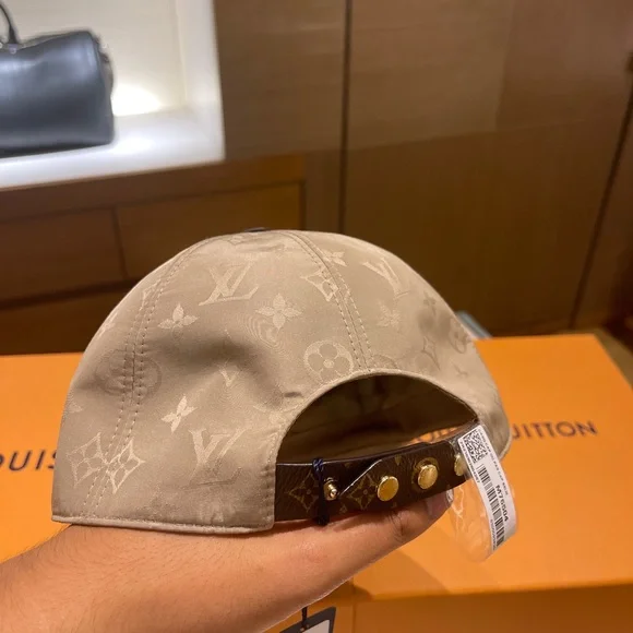 Louis Vuitton ‘My Essentials’ Cap
